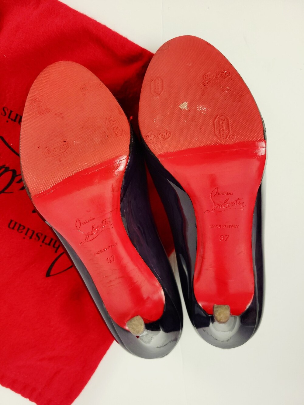 Christian Louboutin navy Patent Leather Platform Pumps with Red Soles - Picture 9 of 13